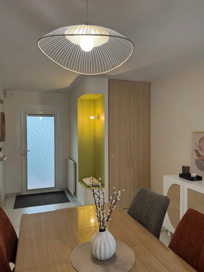 realisation-peinture-interieure-chatevaire-romain-peinture-decorateur-les-essarts-en-bocage (3)